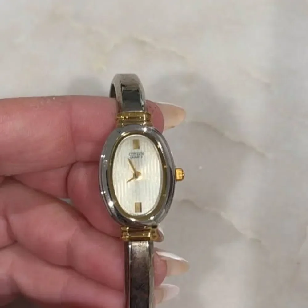 Vintage Citizen Women's Two-Tone Bangle | Gold & Silver Tone | Quartz Watch